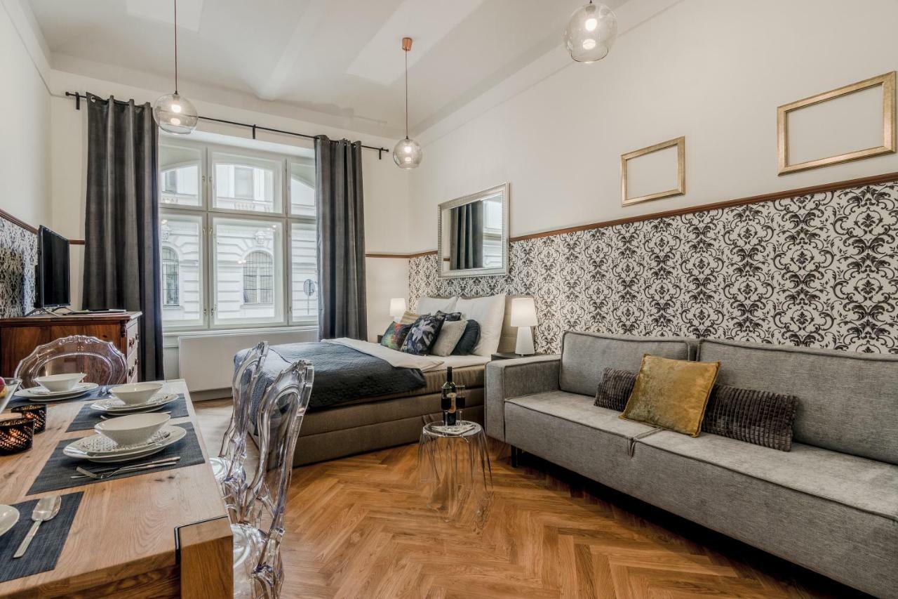 Prague Trendy Central Apartment By Michal&Friends Buitenkant foto