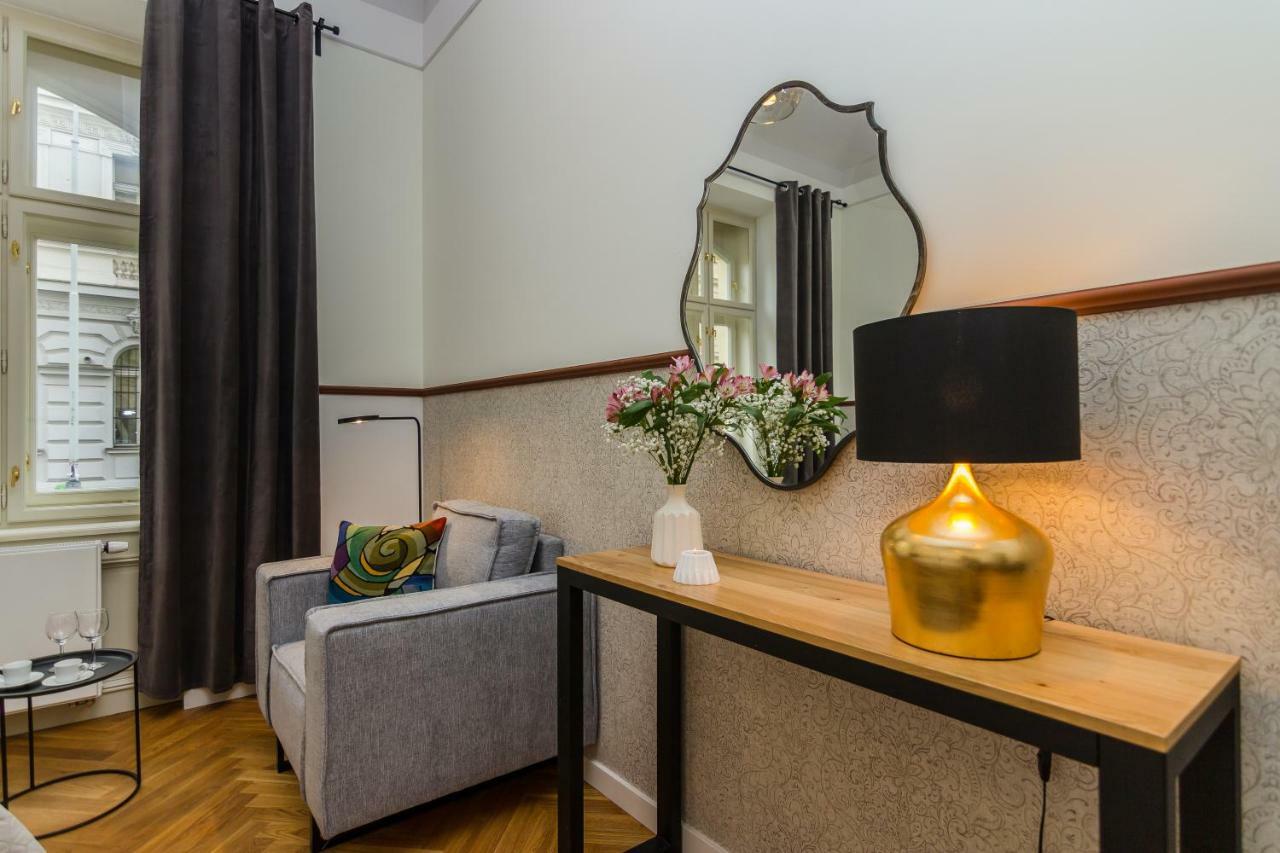 Prague Trendy Central Apartment By Michal&Friends Buitenkant foto